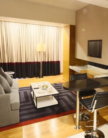 L.A.Olive 1BR Apartment Main image 1